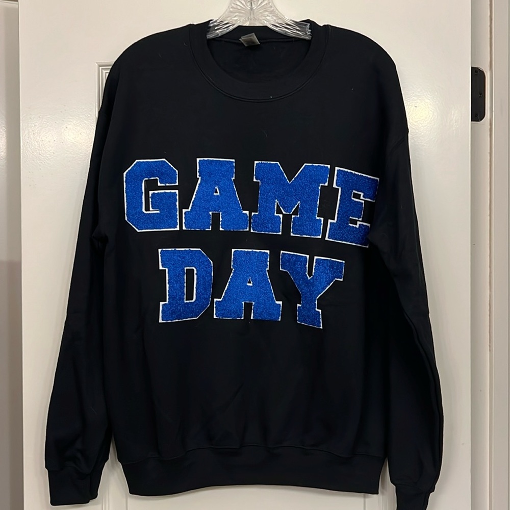 Game Day patch letter sweatshirt- never worn